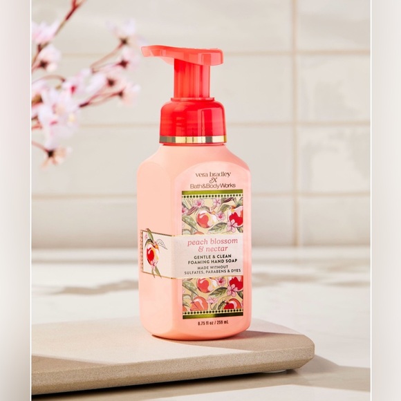 Vera Bradley x Bath and Body Works Collab Bundle - Pink Paisley - Picture 2 of 5